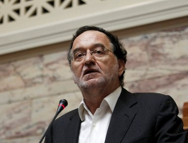 Π.Λαφαζάνης: «Το παράλληλο νόμισμα θα ήταν καταστροφικό όσο και τα μνημόνια»